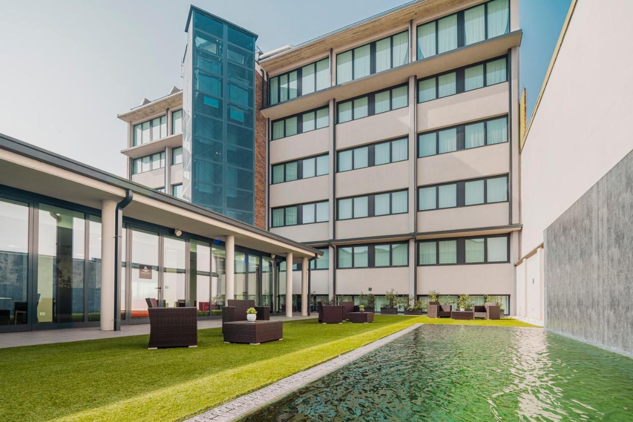 סגראטה Fasthotel Linate מראה חיצוני תמונה